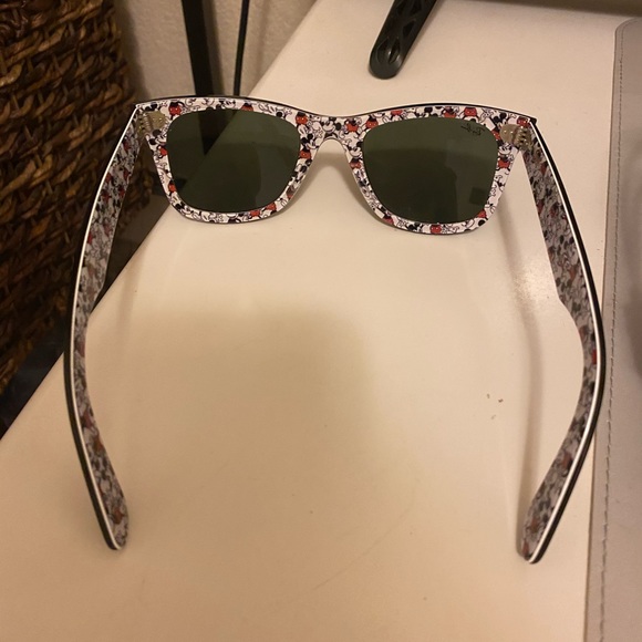 Mickey Mouse Rayban - Picture 6 of 6
